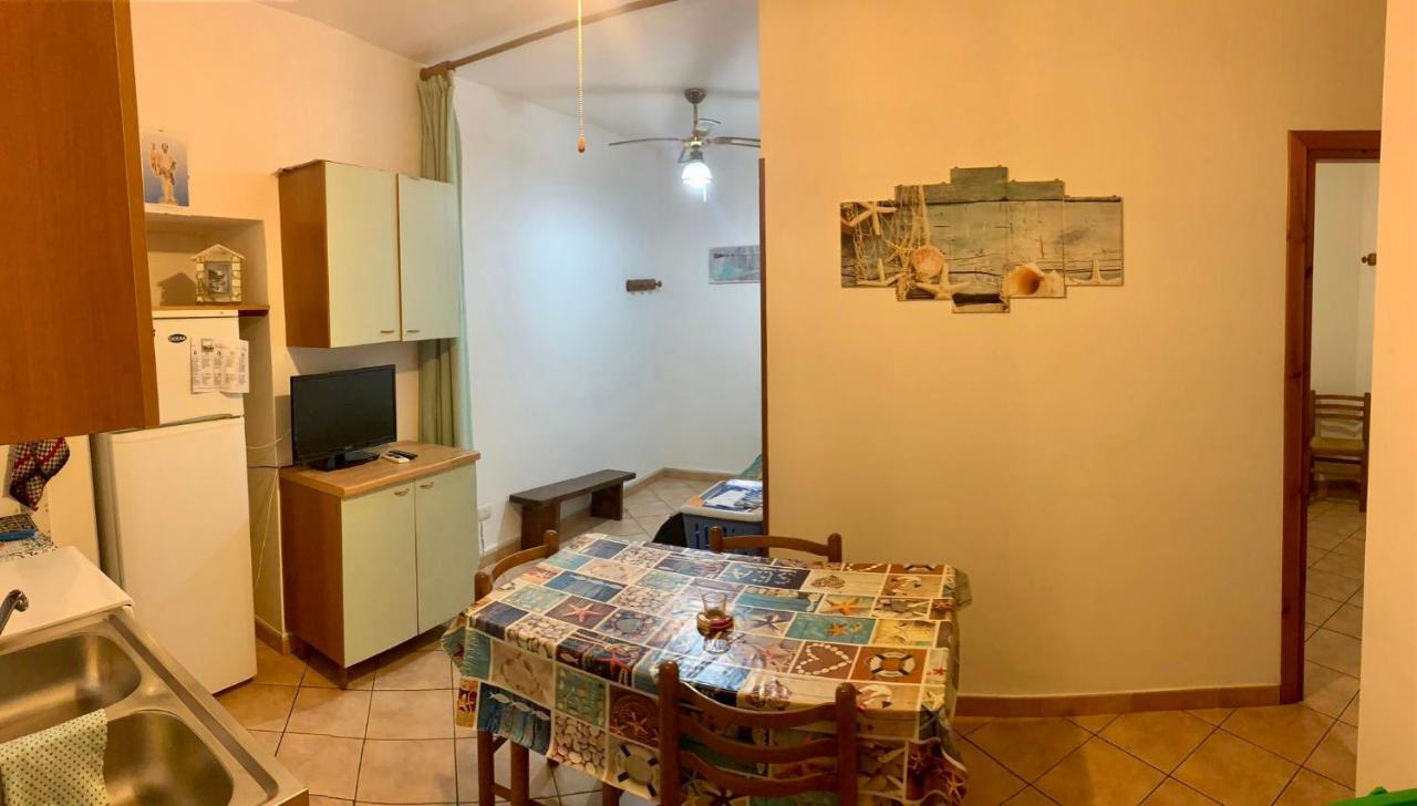 Appartamento Al Centro Di Ustica Устика Экстерьер фото